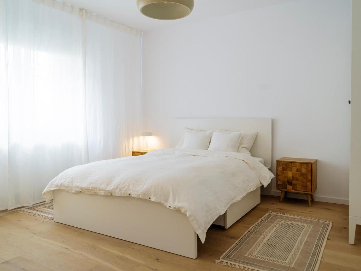 Cozy Central Apartment Near The Forest Брашов Экстерьер фото